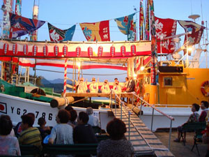 越ヶ浜厳島神社管絃祭の画像4